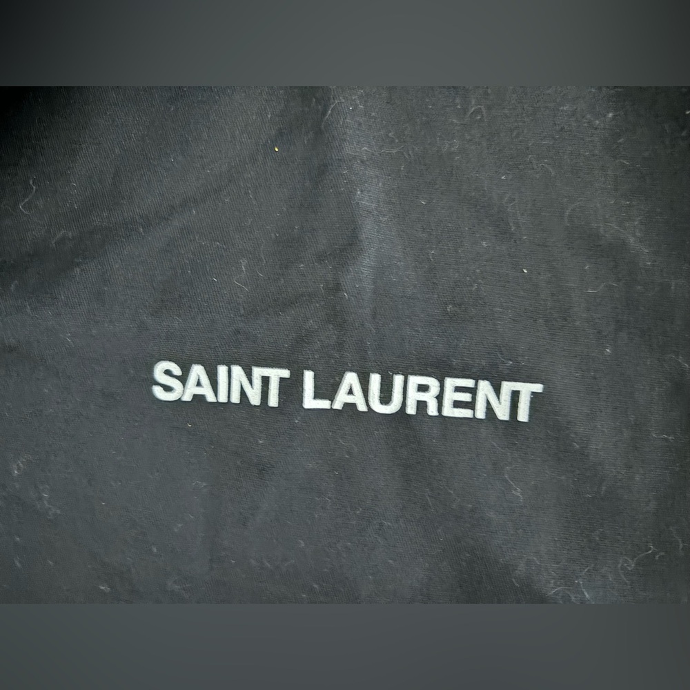 Saint Laurent
Niki Baby in Vintage Leather - Picture 8 of 16